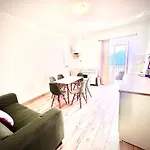 Nuovi Neli Апартаменты Сан-Дзено-ди-Монтанья