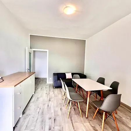 Nuovi Neli Apartment
